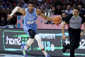 爱游戏娱乐平台 -关于转折点波尔图复出首秀，欧篮联赛前攻防权衡，媒体盛赞，赛程密集仍需轮换的信息