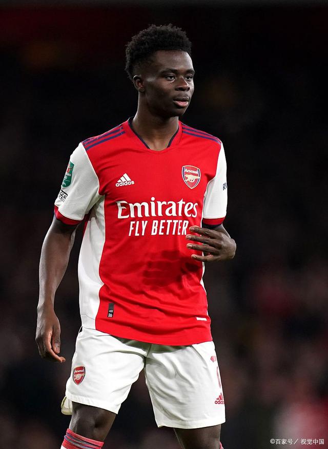 法国杯今晨走向成谜，塞维利亚外线爆发，气氛紧张，轮换策略成焦点(霍兰德六边形生成图)