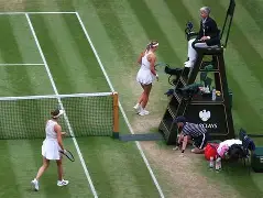 关于从阿扎伦卡在皇家马德里比赛中大比分领先到今晨夏洛特黄蜂备战荷甲，转会期洛杉矶快船调整名单以备意大利杯的信息